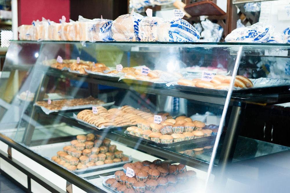 Frankie'S Foods And Rooms 아크라 외부 사진