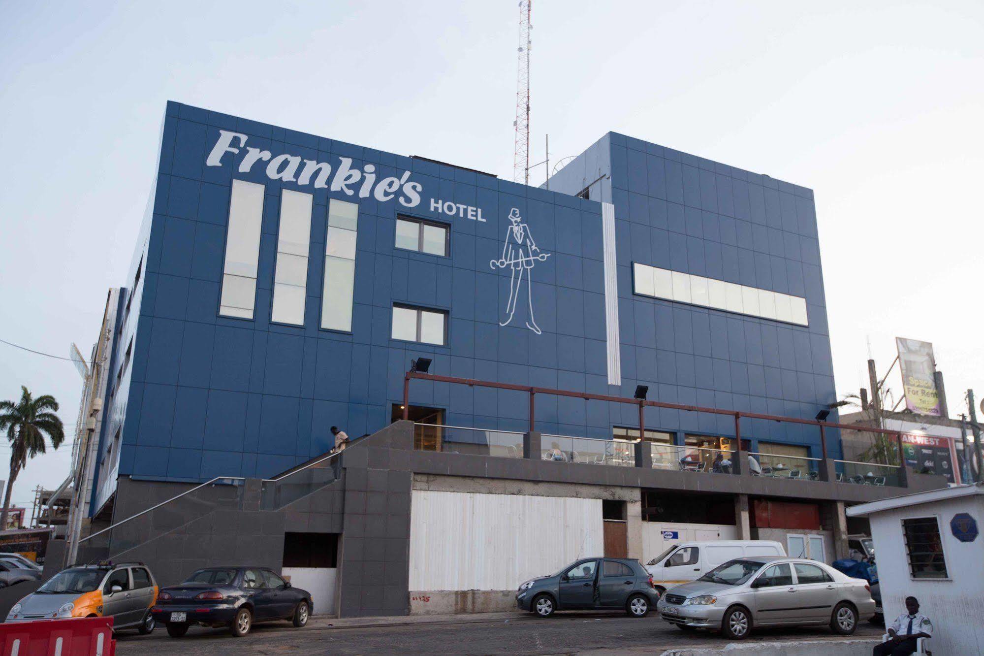 Frankie'S Foods And Rooms 아크라 외부 사진